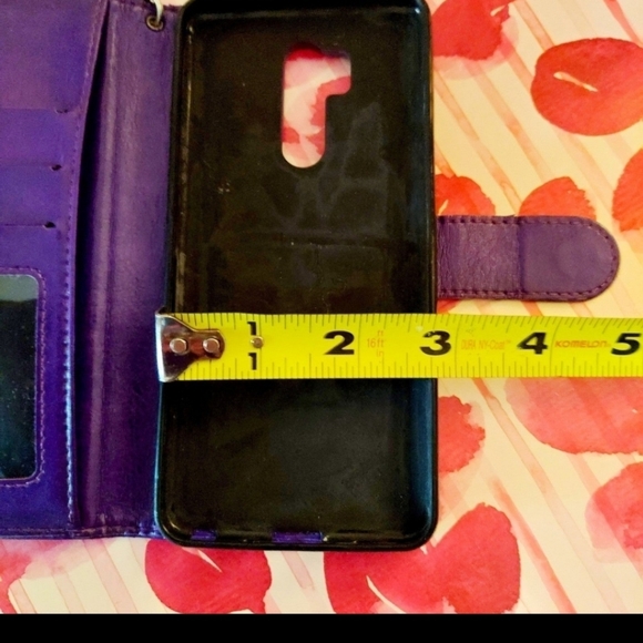 TWO leather cell phone cases - Picture 6 of 8